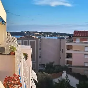 studio-royal-beach.fr-provencehotel.com/